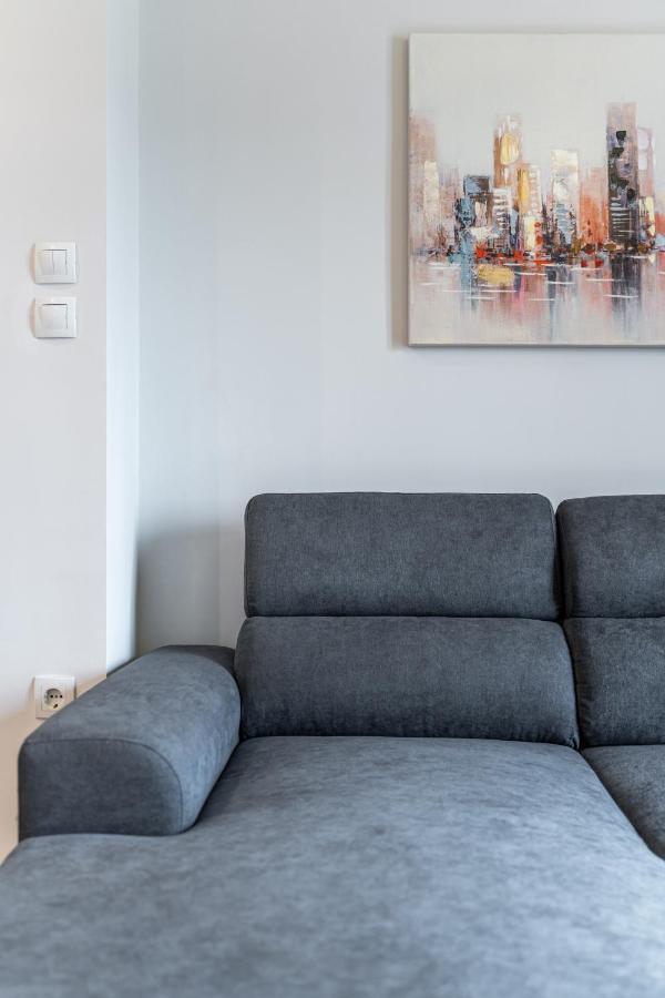 Spacious 2Bd Apt Next To Metro Aten Exteriör bild
